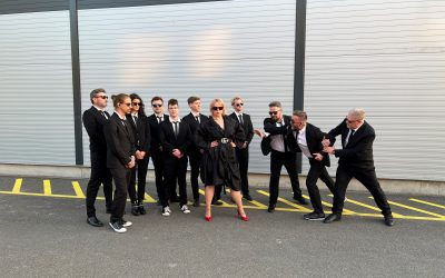 Zola testőrként férkőzik Tarján Zsófi közelébe